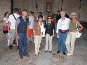 Il gruppo visita il Castello Orsini-
Odescalchi di Bracciano; in primo
piano, da sinistra: Alberto, Marisa,
Olga, Rino, Tina
(8434 bytes)